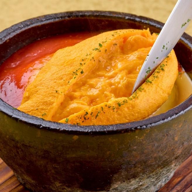 個室確約【THE 新宿うしみつコース】最初から最後までうしみつを楽しめるコースです。和牛の甘エビユッケ、季節のパイキャビユッケ、ヒレ肉のブリオッシュカツサンド、”石焼”牛のふわトロオムライスをご提供！